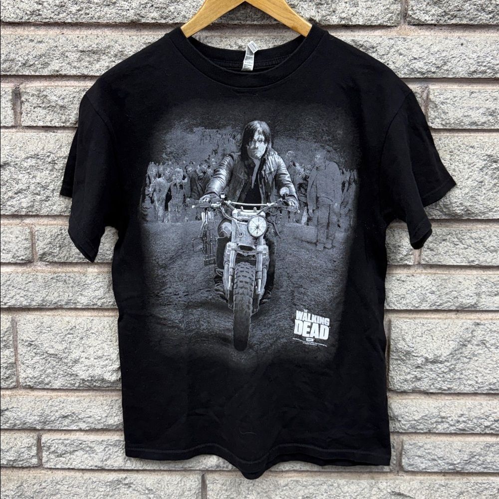 Men’s AMC Daryl Dixon The Walking Dead shirt M